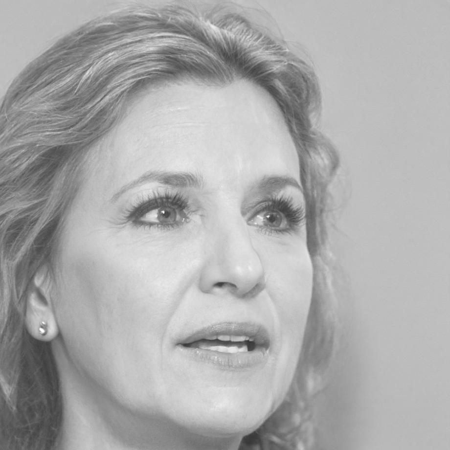 Portrait de Clémence Dubois, experte en planification financière